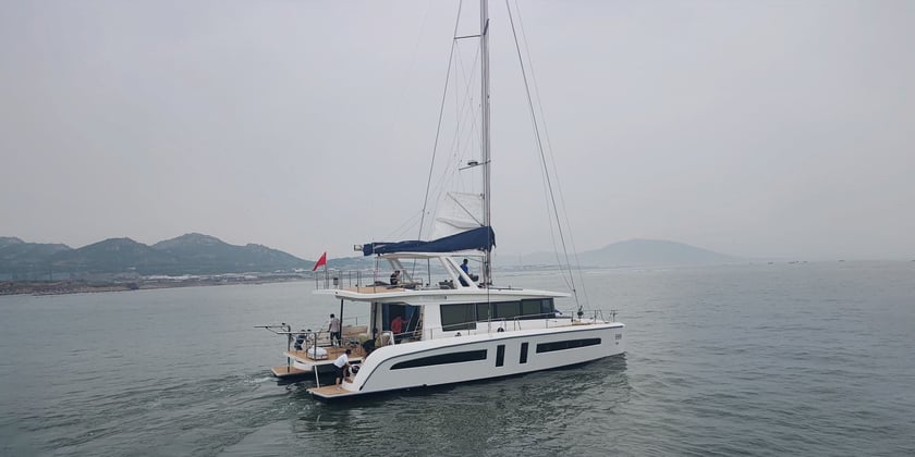 Seget Donji Catamaran 5 cabin 10 berths 10 guests 16.76 m Listing Number: #23823