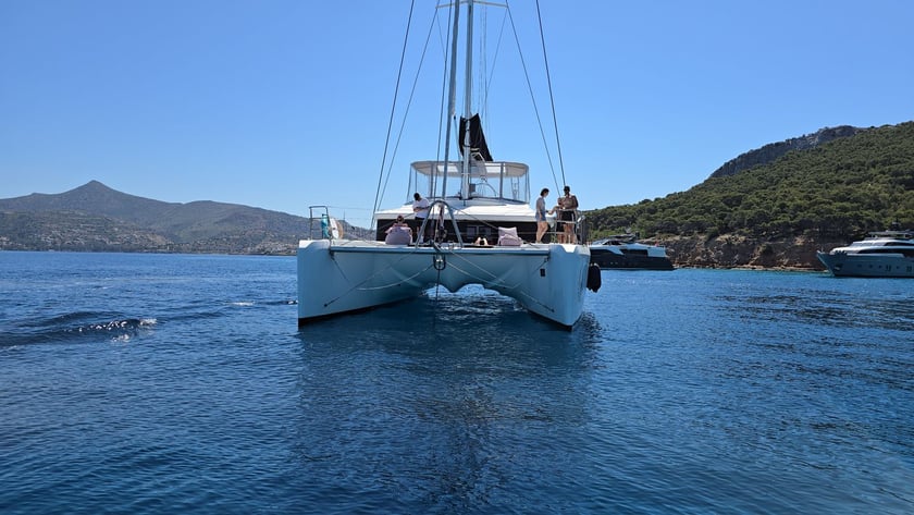 El Pireo Catamarán Cabina 4  10  literas 10  invitados 15.84 m Número de anuncio: #23825 4
