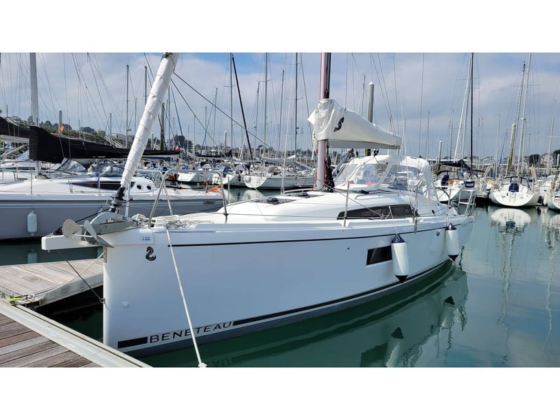 St-Quay-Portrieux Barca a vela cabina 2  cuccette 6  6  ospiti 9.53 m Numero dell'inserzione: #23864