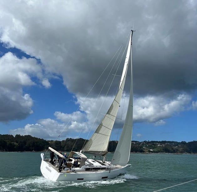 Baiona Barca a vela cabina 3  cuccette 6  6  ospiti 13.24 m Numero dell'inserzione: #23903 5