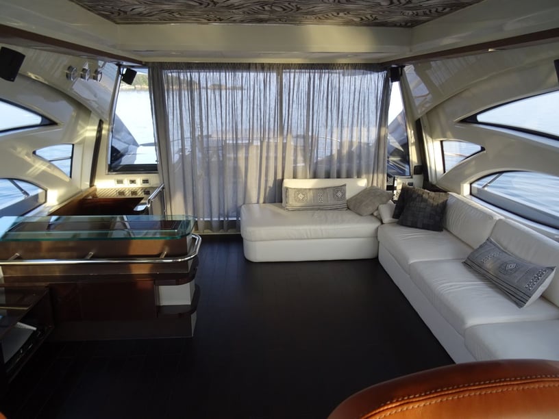 Gouvia Yacht à moteur Cabine 4  Couchettes 8  Invités 8  26.21 m Numéro de l'annonce: #23941 2