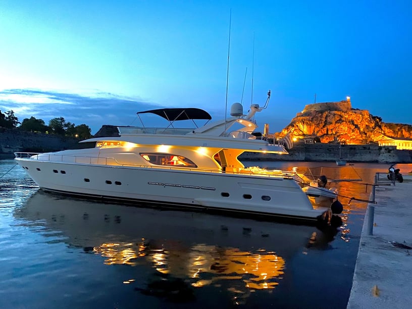 Gouvia Yacht à moteur Cabine 4  Couchettes 8  Invités 8  23.98 m Numéro de l'annonce: #23943 5