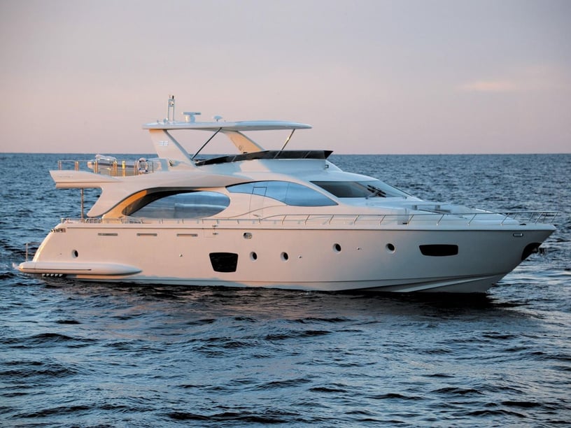 Gouvia Yacht à moteur Cabine 5  Couchettes 7  Invités 10  26.83 m Numéro de l'annonce: #23947