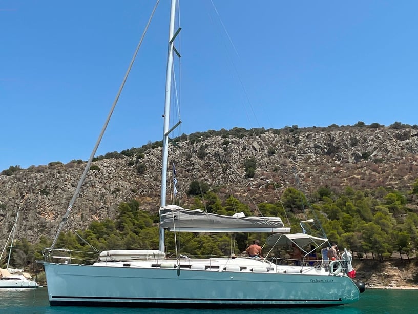 Nikiti — Chalkidiki Segelboot 4 Kabine 10 Liegeplätze 10 Gäste 13.25 m Nummer des Inserats: #23957