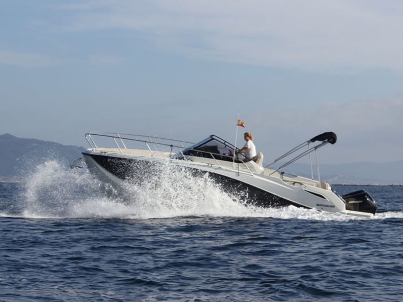 Vigo Bateau à moteur Cabine 2  Couchettes 4  Invités 12  8.74 m Numéro de l'annonce: #23982