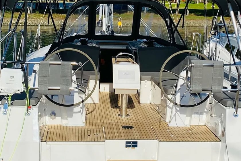 Gocek Sailboat 3 cabin 6 berths 6 guests 11.38 m Listing Number: #24000 2