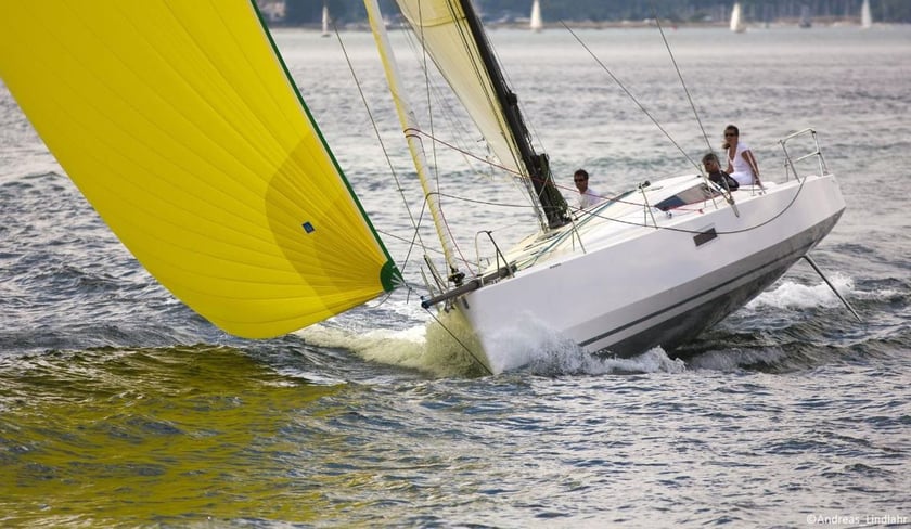La Rochelle Segelboot 3 Kabine 6 Liegeplätze 6 Gäste 12.18 m Nummer des Inserats: #24031 3