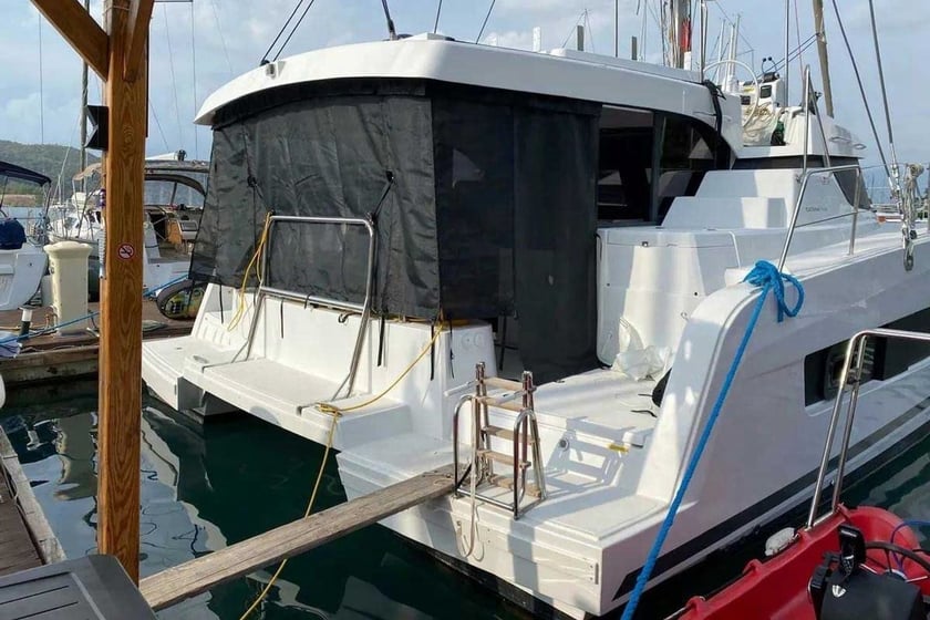 Göcek Katamaran 4 kabin Konaklama 10 kişi Seyir 10 kişi 12.31 m İlan No: #24048 3