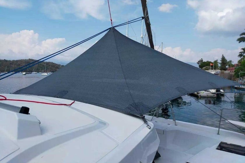 Göcek Katamaran 4 kabin Konaklama 10 kişi Seyir 10 kişi 12.31 m İlan No: #24048 5