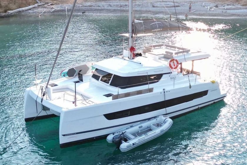 Göcek Katamaran 4 kabin Konaklama 10 kişi Seyir 10 kişi 12.31 m İlan No: #24049