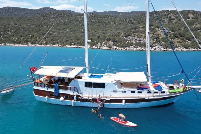 Kekova Gulet Cabine 8  Couchettes 16  Invités 16  24 m Numéro de l'annonce: #24054