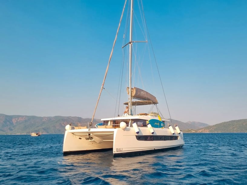 Marmaris Katamaran 7 kabin Konaklama 13 kişi Seyir 13 kişi 14.93 m İlan No: #24061 3