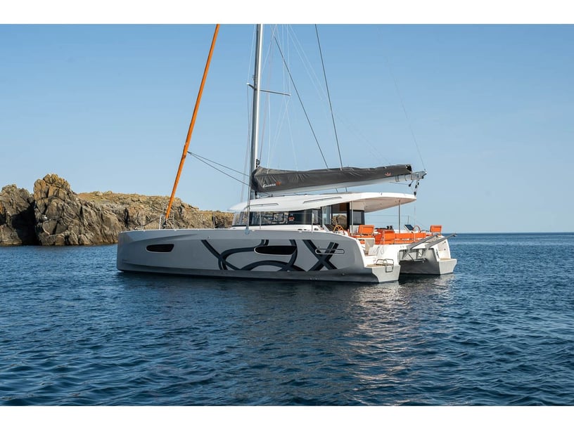 Rhodes Catamarano cabina 4  cuccette 10  12  ospiti 13.97 m Numero dell'inserzione: #24084 2