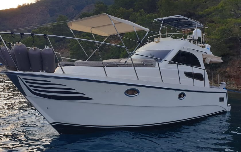 Gocek Motor Yacht 2 cabin 4 berths 5 guests 11 m Listing Number: #24100 3