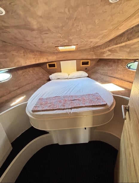 Gocek Motor Yacht 2 cabin 4 berths 5 guests 11 m Listing Number: #24100 5