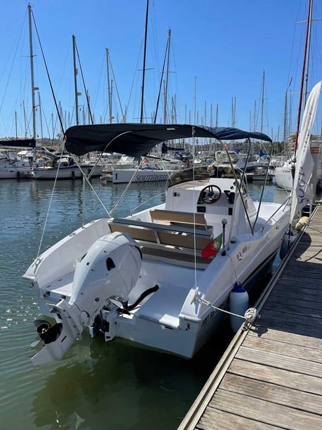 Lagos Motorboot   8 Gäste 5.98 m Nummer des Inserats: #24118 4