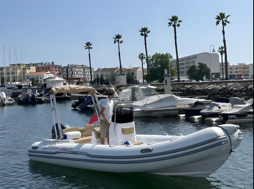 Lagos Bateau à moteur   Invités 8  5.35 m Numéro de l'annonce: #24123 3