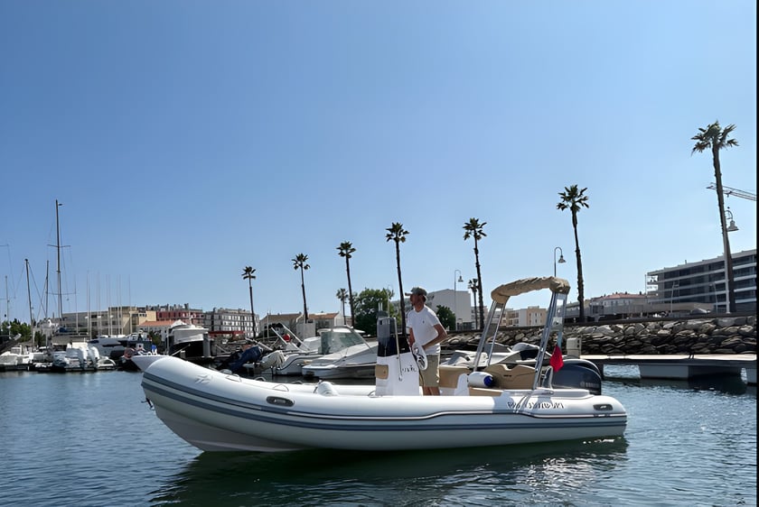 Lagos Bateau à moteur   Invités 8  5.35 m Numéro de l'annonce: #24123 5