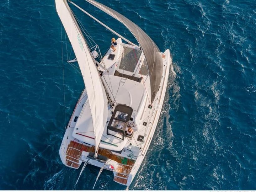 Tourlos Catamaran 6 cabin 10 berths 10 guests 11.74 m Listing Number: #24130