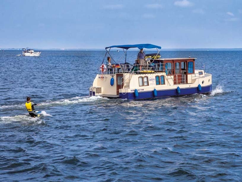 Rechlin Motorboat 3 cabin 6 berths 8 guests 11.4 m Listing Number: #24151