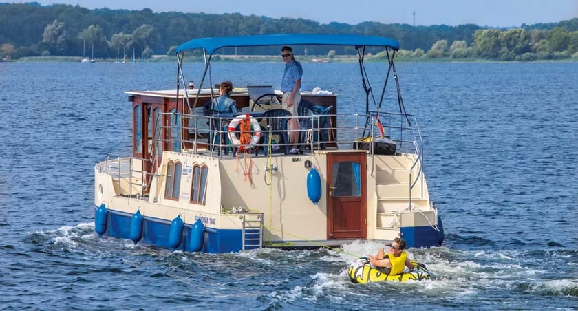Rechlin Motorboat 3 cabin 6 berths 8 guests 11.4 m Listing Number: #24151 5