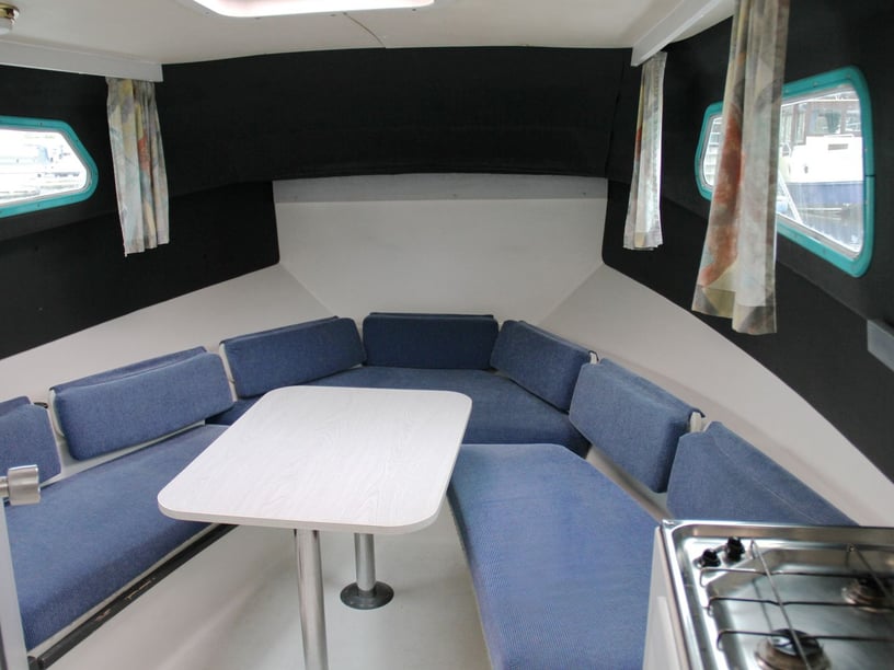 Rechlin Motorboat 1 cabin 2 berths 4 guests 7.5 m Listing Number: #24177 2