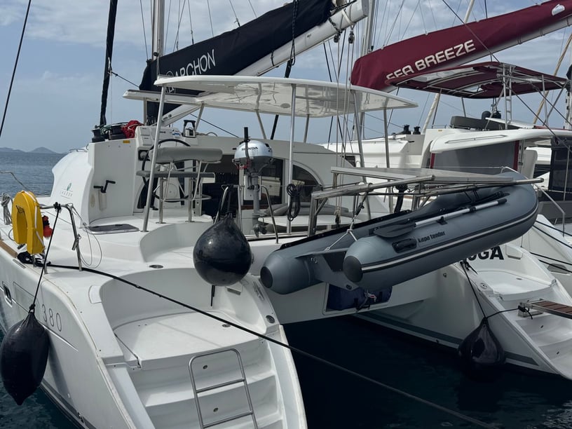 Rhodes Catamarano cabina 4  cuccette 10  10  ospiti 12.1 m Numero dell'inserzione: #24208