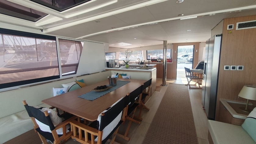 Lavrion Catamaran 8 cabin 12 berths 12 guests 16.95 m Listing Number: #24217 3
