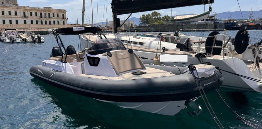 Reggio Calabria Motoscafo cabina 1  cuccette 2  10  ospiti 8.6 m Numero dell'inserzione: #24240 5