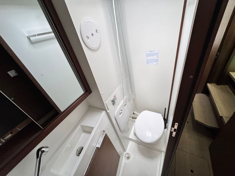 Capo d'Orlando Catamaran Cabine 4  11  slaapplaatsen 11  gasten 11.74 m Lijstnummer: #24244 3