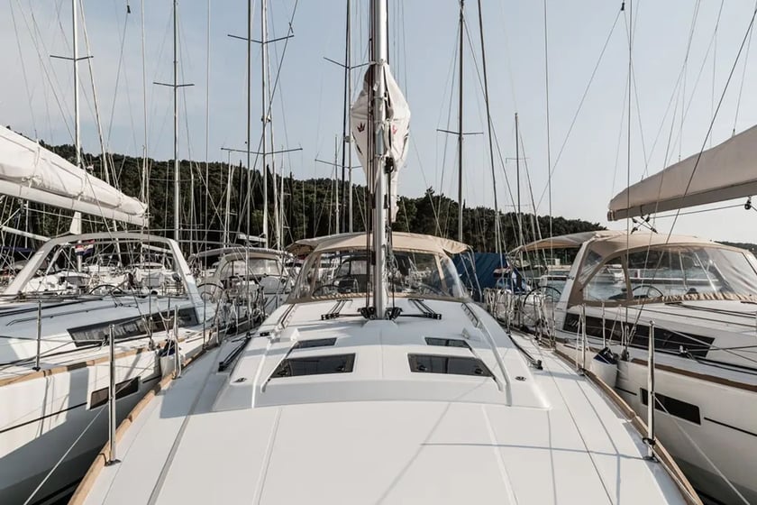 Tivat Sailboat 4 cabin 8 berths 8 guests 13.85 m Listing Number: #24258 2