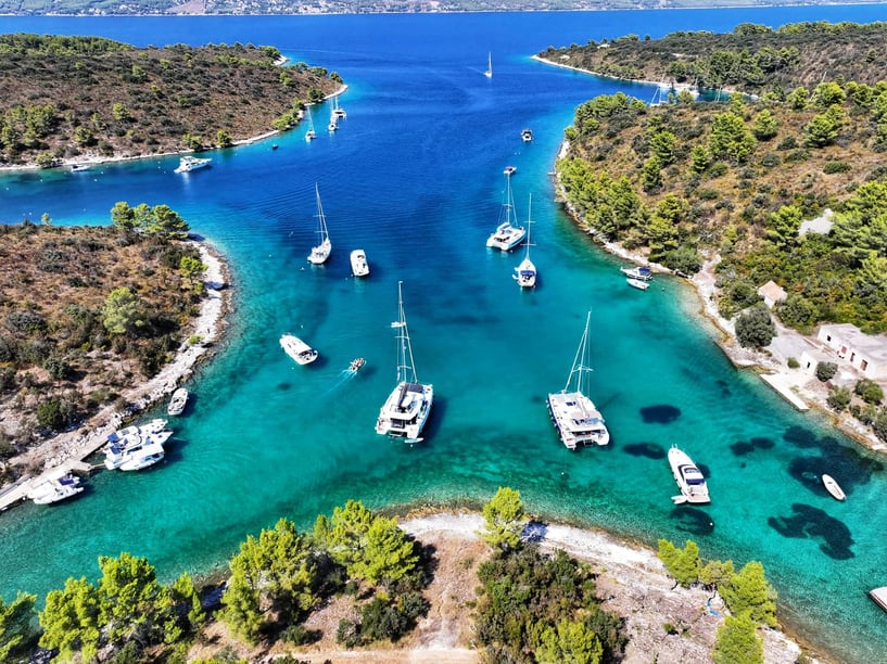 Trogir Motorjacht Cabine 4  8  slaapplaatsen 8  gasten 14.55 m Lijstnummer: #2428 5