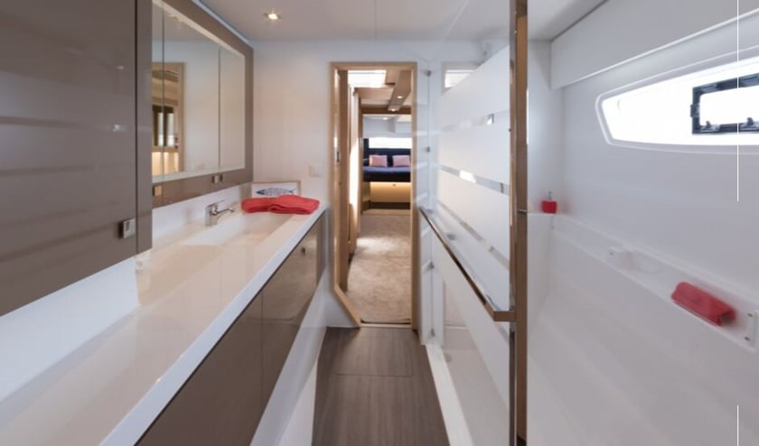 Ibiza Catamaran 4 cabin 10 berths 10 guests 13.94 m Listing Number: #24285 3