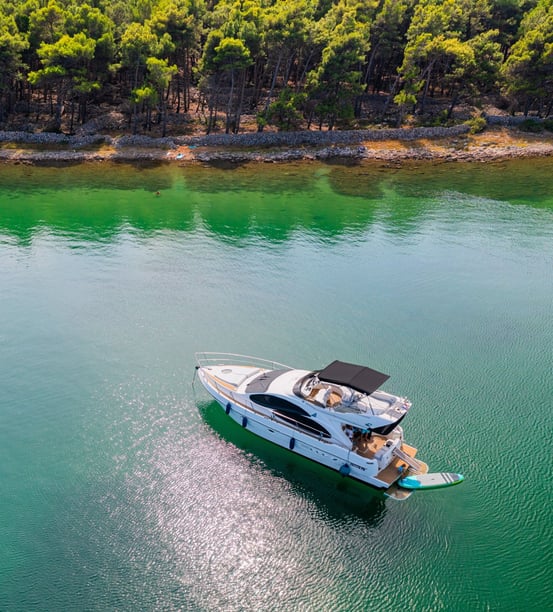 Punat Motorboat 2 cabin 4 berths 8 guests 12.99 m Listing Number: #24287 3