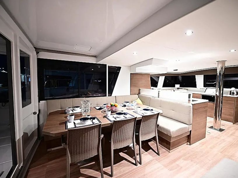 Salerno Catamaran 5 cabin 10 berths 10 guests 14.28 m Listing Number: #24290 5