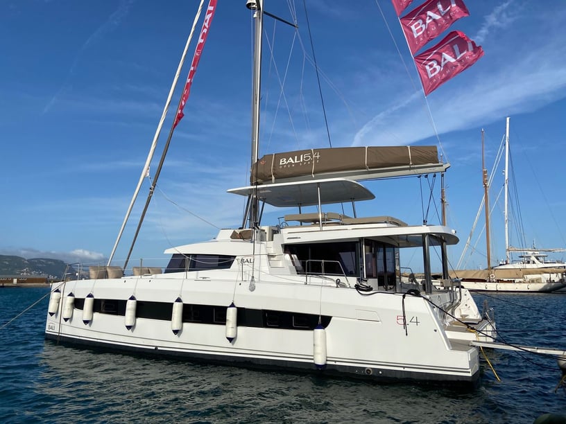 Portisco Catamaran 5 cabin 10 berths 10 guests 16.8 m Listing Number: #24302