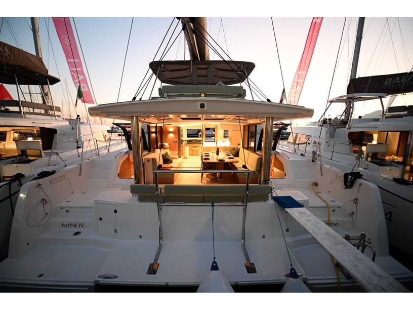 Salerno Catamaran 5 cabin 10 berths 10 guests 14.82 m Listing Number: #24311