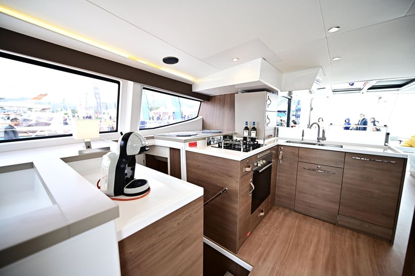 Salerno Catamaran 6 cabin 11 berths 10 guests 14.82 m Listing Number: #24314 3