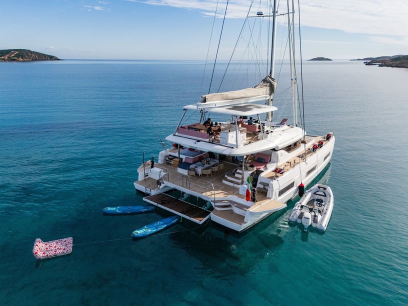 Portisco Catamaran 4 cabin 8 berths 8 guests 19.77 m Listing Number: #24350