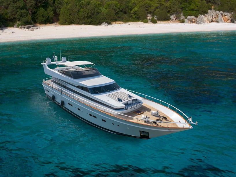 Sami Yacht à moteur Cabine 4  Couchettes 6  Invités 8  23.92 m Numéro de l'annonce: #24368