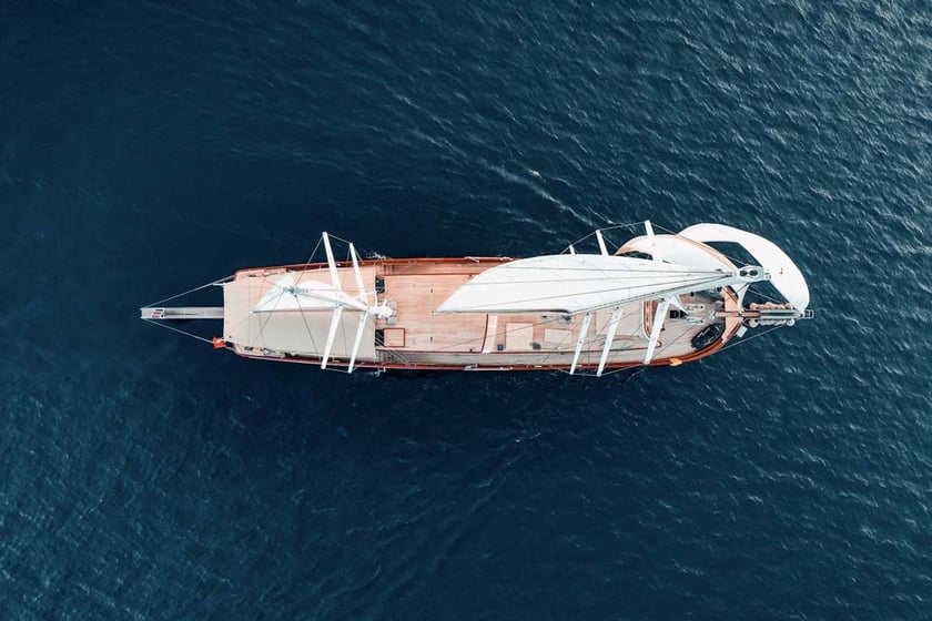Marmaris Gulet 6 kabin Konaklama 12 kişi Seyir 12 kişi 45 m İlan No: #24397 4