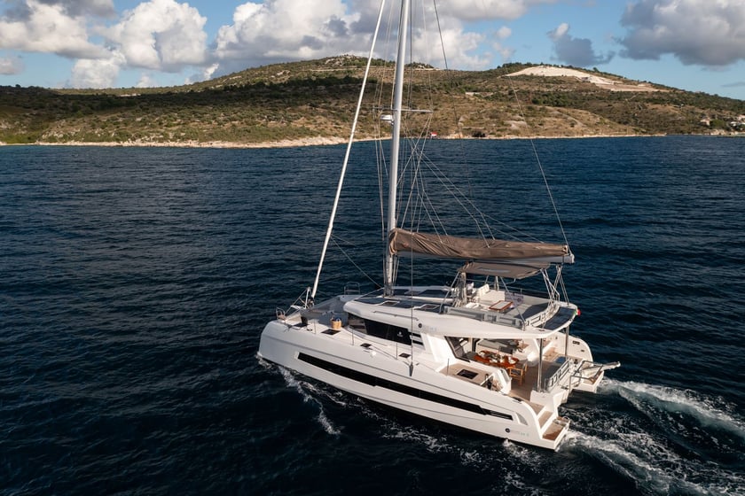 Primošten Catamaran 5 cabin 9 berths 9 guests 13.42 m Listing Number: #24401 4