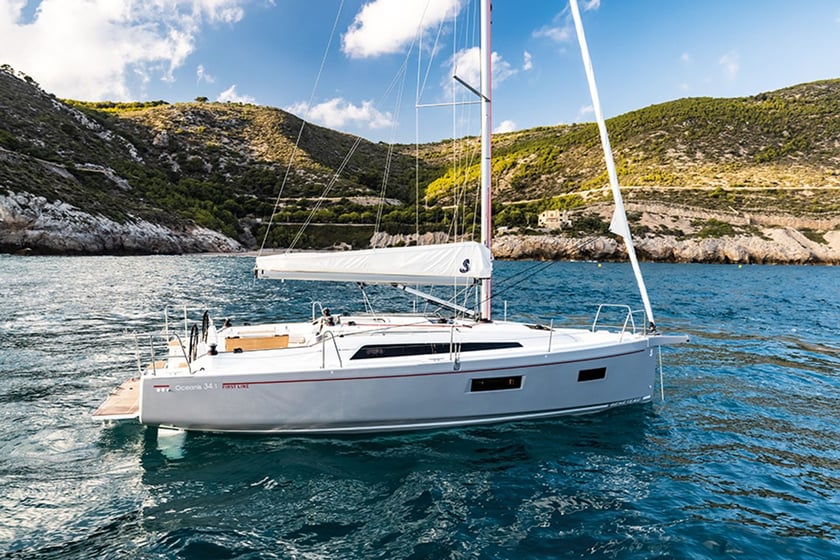 Novalja Sailboat 3 cabin 8 berths 8 guests 10.77 m Listing Number: #24414 4