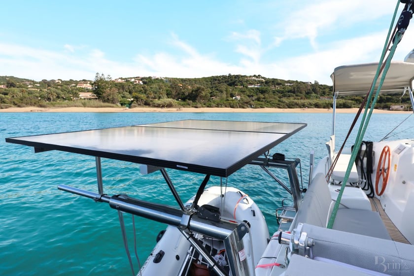 Ajaccio Catamaran Cabine 5  8  slaapplaatsen 8  gasten 11.33 m Lijstnummer: #24447 5