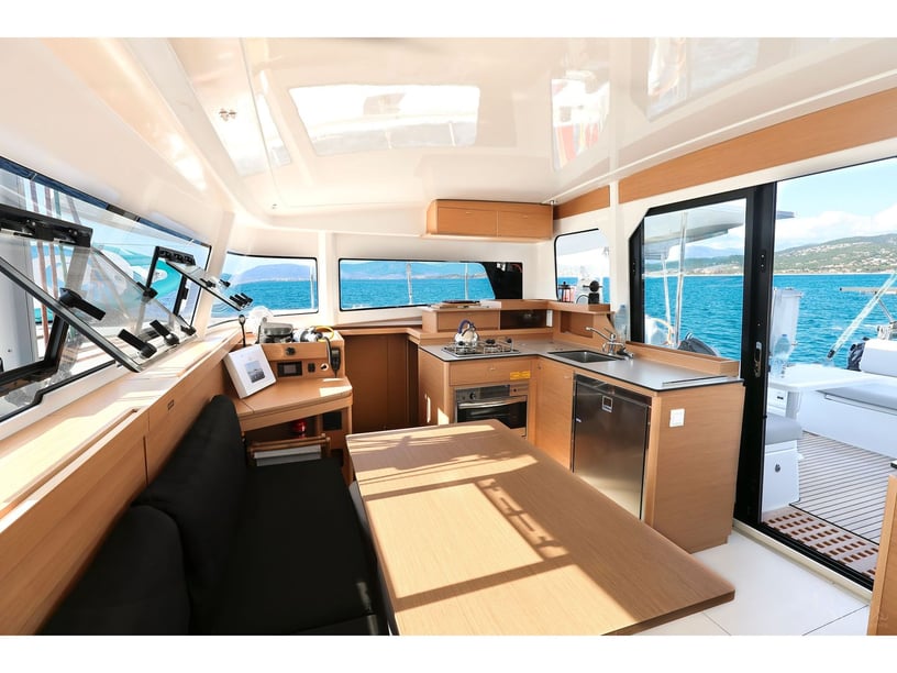 Ajaccio Catamaran 5 cabin 8 berths 8 guests 11.33 m Listing Number: #24447 2