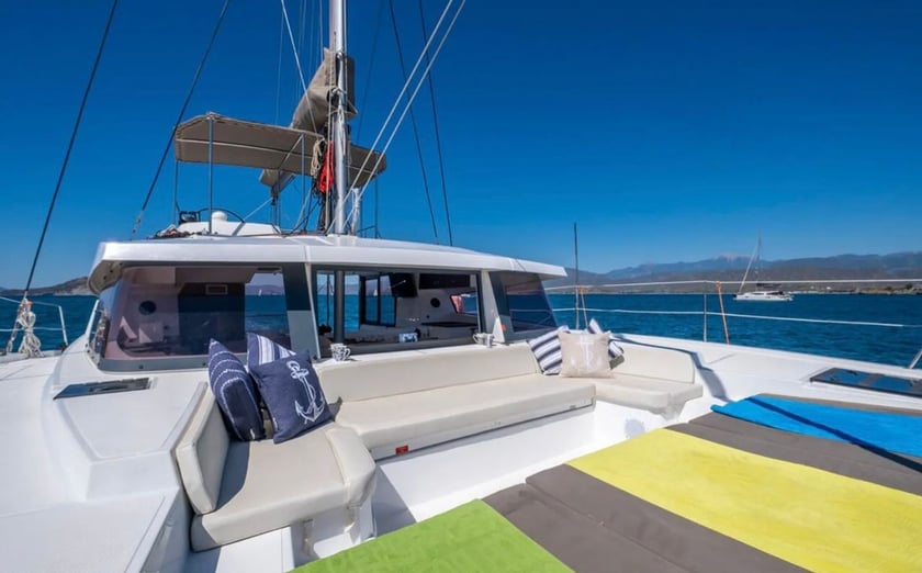 Fethiye Katamaran 4 kabin Konaklama 9 kişi Seyir 9 kişi 13.2 m İlan No: #24467 3