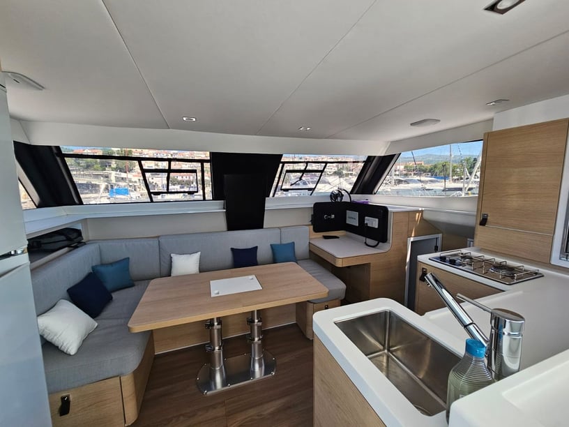 Novi Vinodolski Catamaran 4 cabin 10 berths 10 guests 10.93 m Listing Number: #24470 2