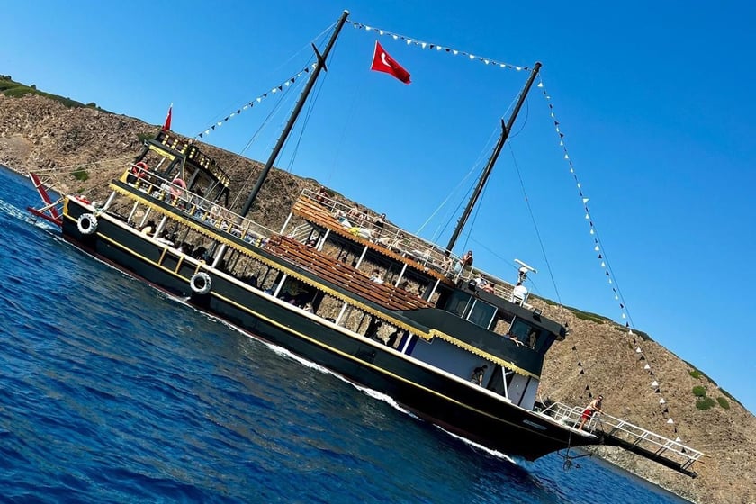 Antalya Gulet   132 guests 26 m Listing Number: #24493