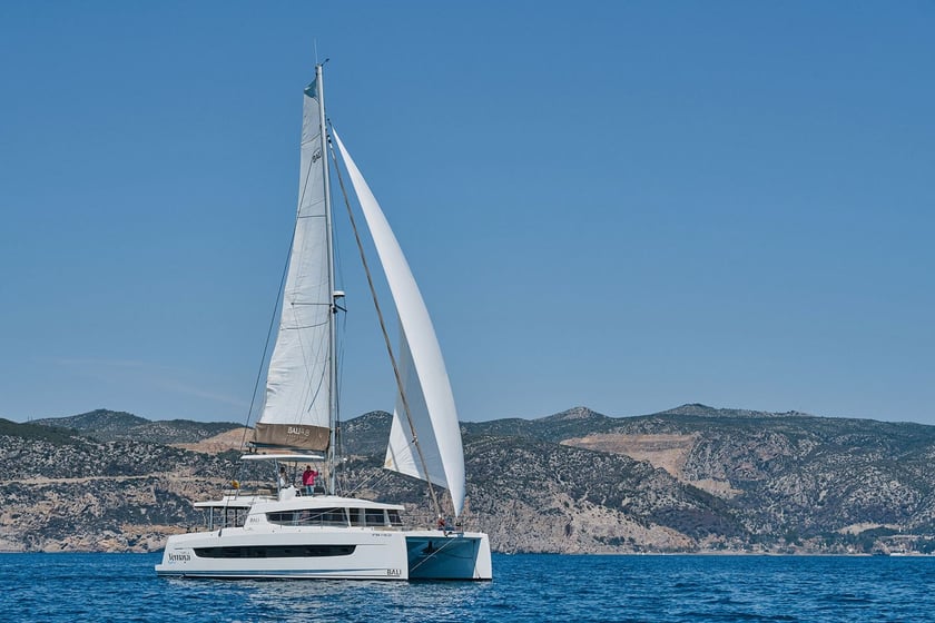 Ibiza Catamaran 5 cabin 10 berths 10 guests 14.82 m Listing Number: #24506 3