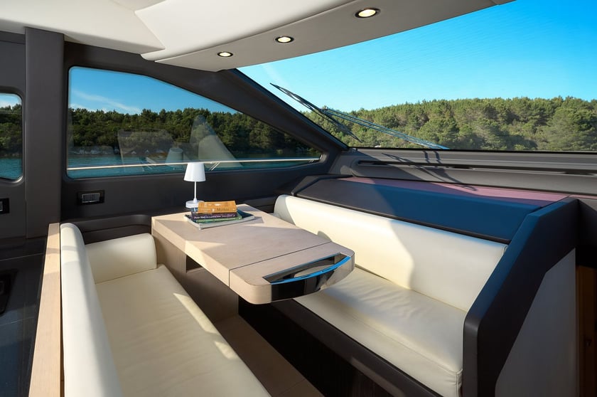 Skradin Yacht à moteur Cabine 4  Couchettes 8  Invités 8  23.04 m Numéro de l'annonce: #24526 5